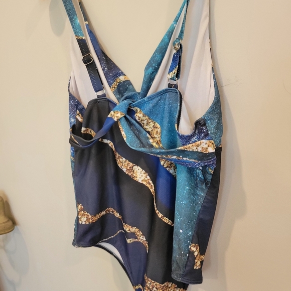 One Piece Bathing Suit With Wrap Around Cover Up Medium - Picture 8 of 8